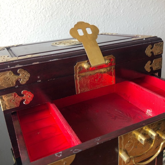 Antique Japanese Jewelry Box - Picture 7 of 9